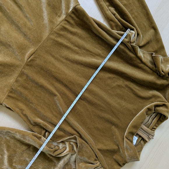 Ivy City Co La La Lady Midi Gold Velvet Long sleeve Modest Mom Dress S - Picture 5 of 16